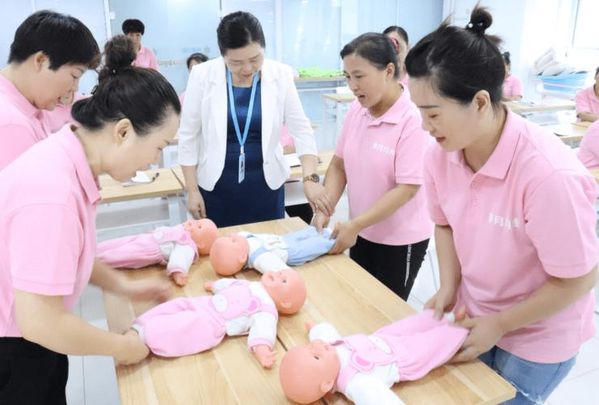 育婴师报考条件 无学历限制 2026最新指南✨