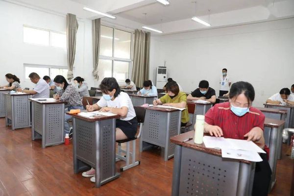 报考社工证要啥条件？现场考试别信代考！📝