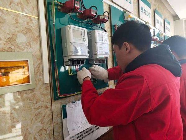 低压电工证怎么考？正规报名流程看这里✅